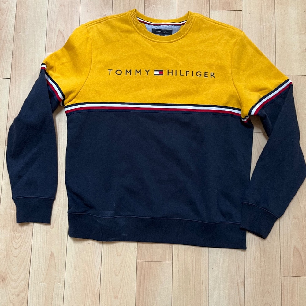 Tommy Hilfiger crewneck sweatshirt